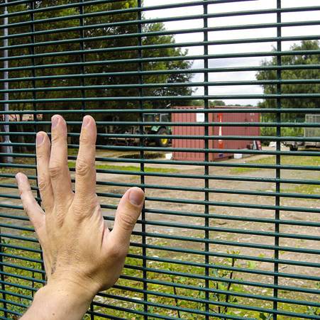 358 high security anti-climbing fence
