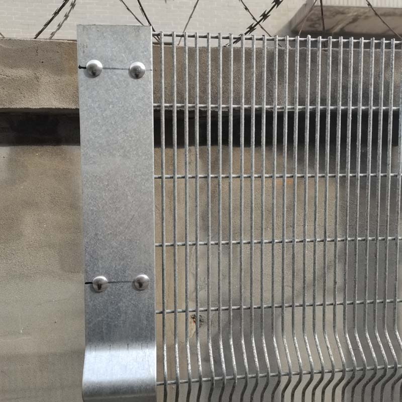 358 Anti-climbing fence