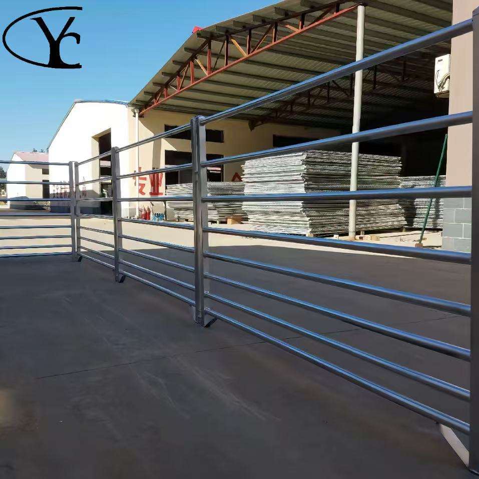 Custom-made cattle and horse fence delivery
