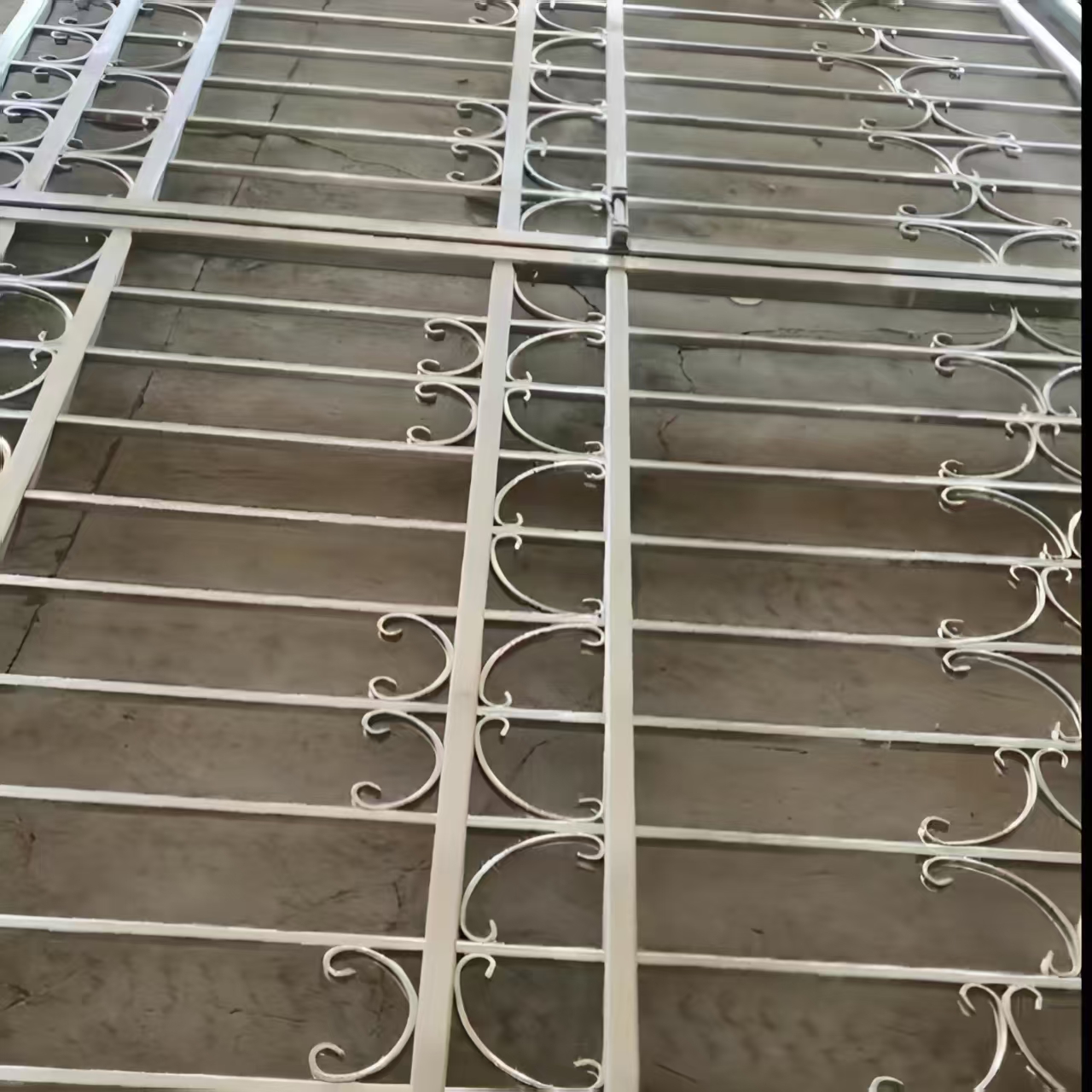 Beautiful and durable stainless steel gates