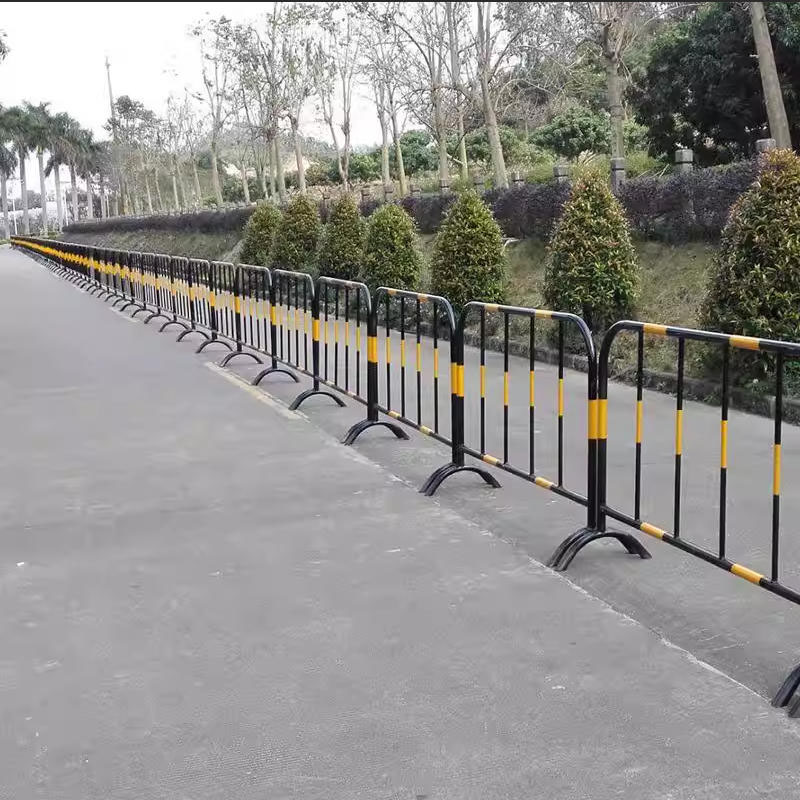 Black and yellow temporary fence order completed