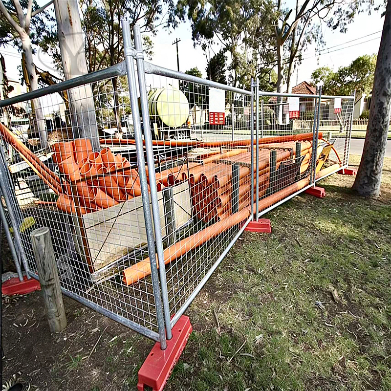 Australian Temporary Fencing — Rendering